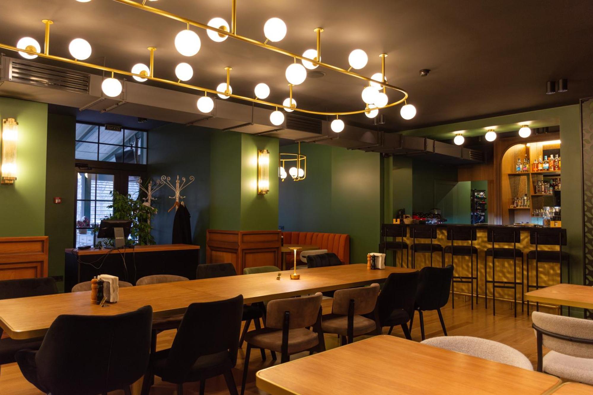 Kremin Hotel كريمنشوك المظهر الخارجي الصورة