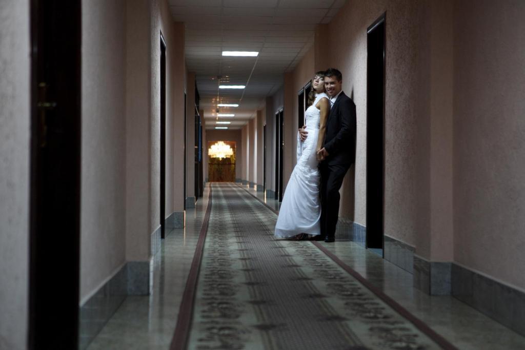 Kremin Hotel كريمنشوك المظهر الخارجي الصورة